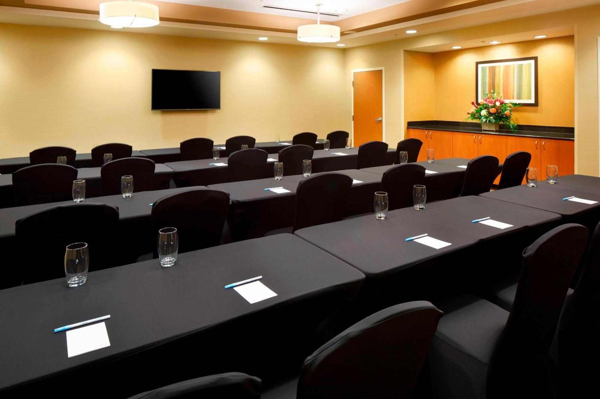 Fairfield Inn & Suites By Marriott Cumberland Eksteriør billede