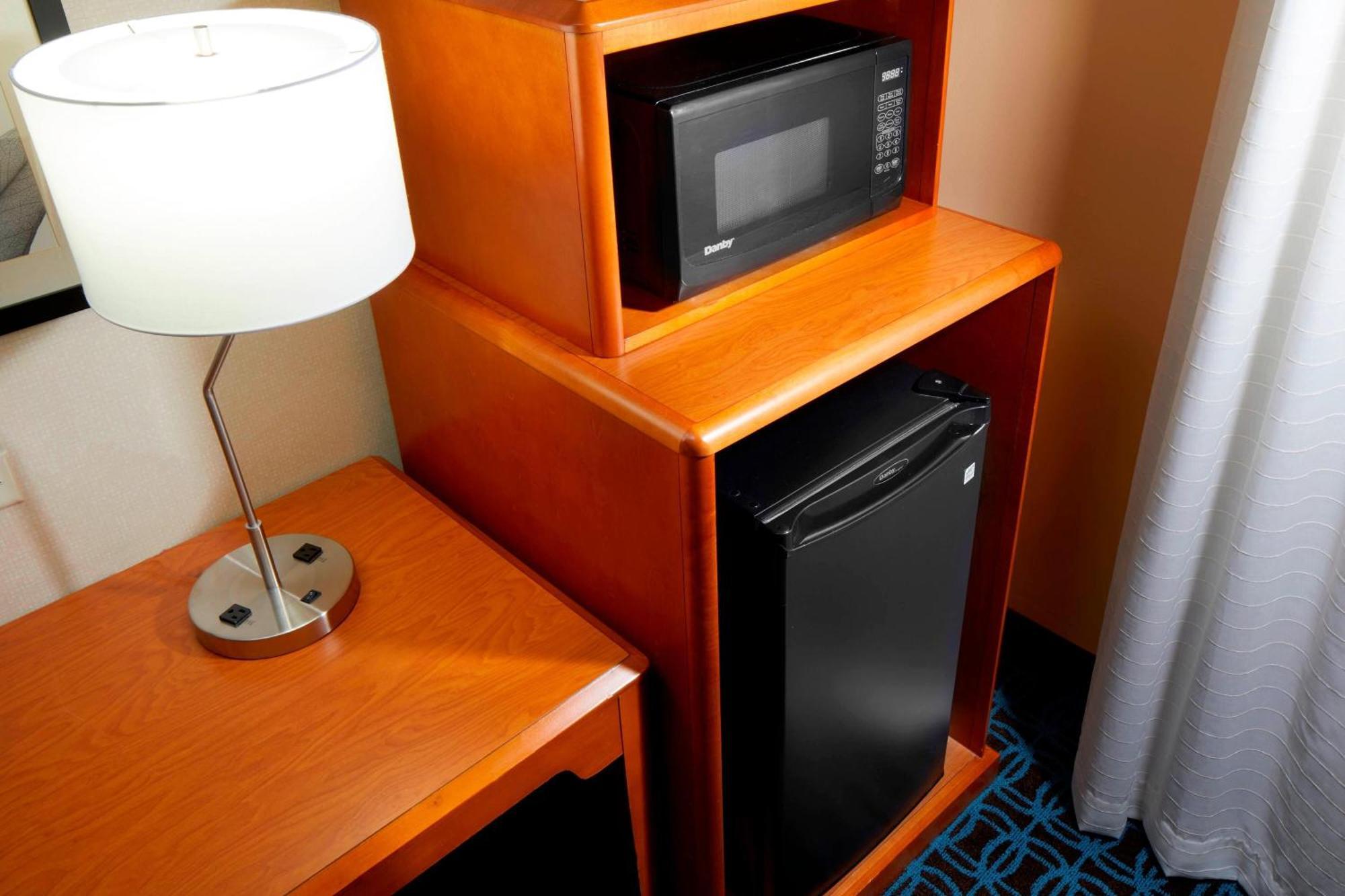 Fairfield Inn & Suites By Marriott Cumberland Eksteriør billede
