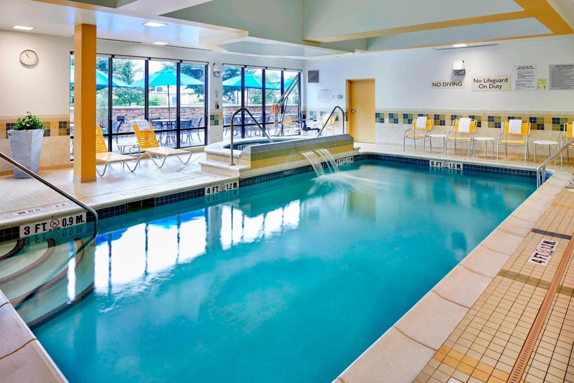 Fairfield Inn & Suites By Marriott Cumberland Eksteriør billede