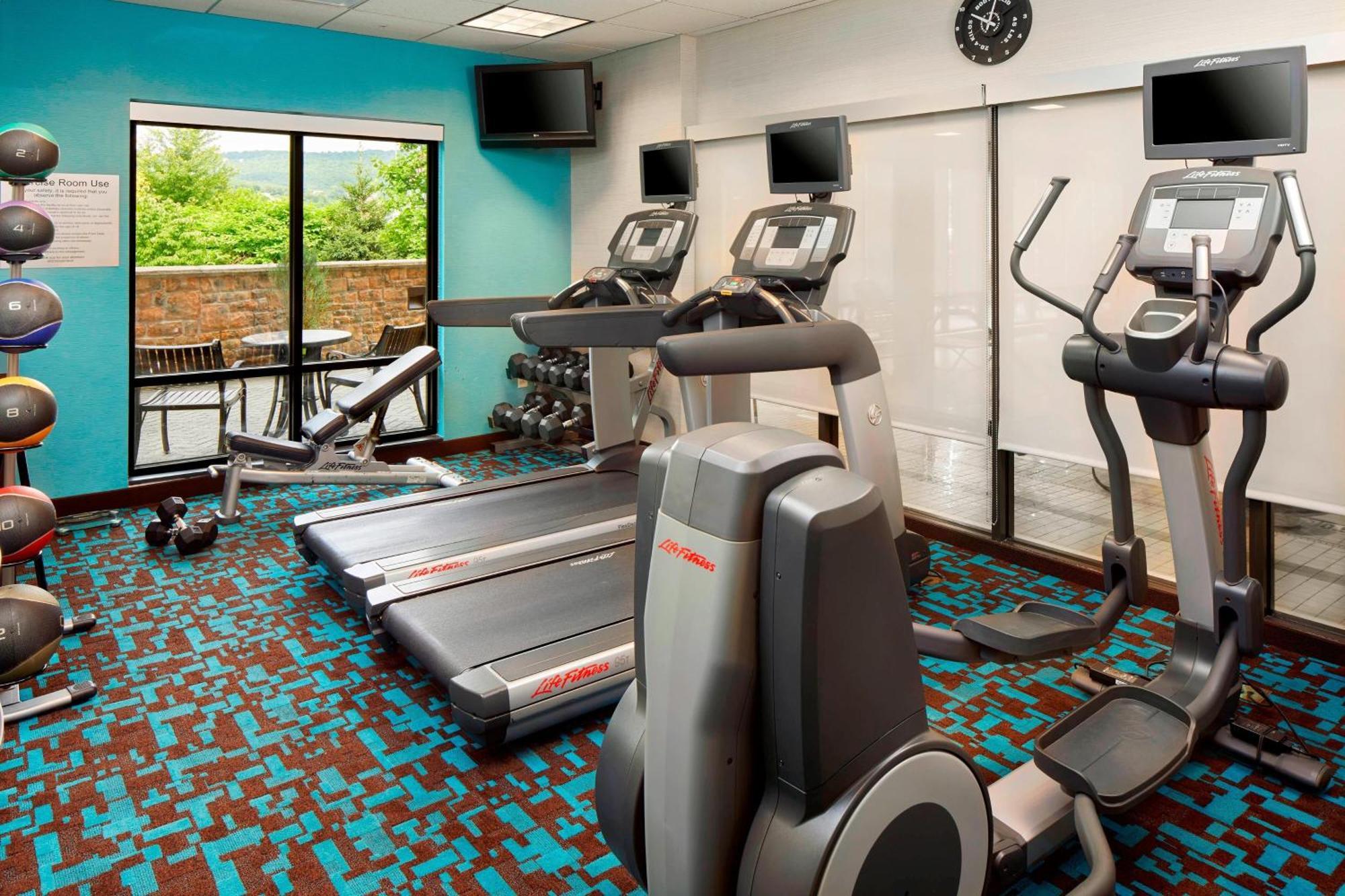 Fairfield Inn & Suites By Marriott Cumberland Eksteriør billede